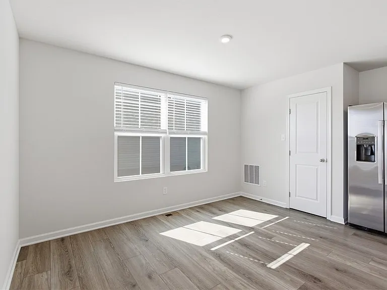 309 Arden Dr — Photo 11
