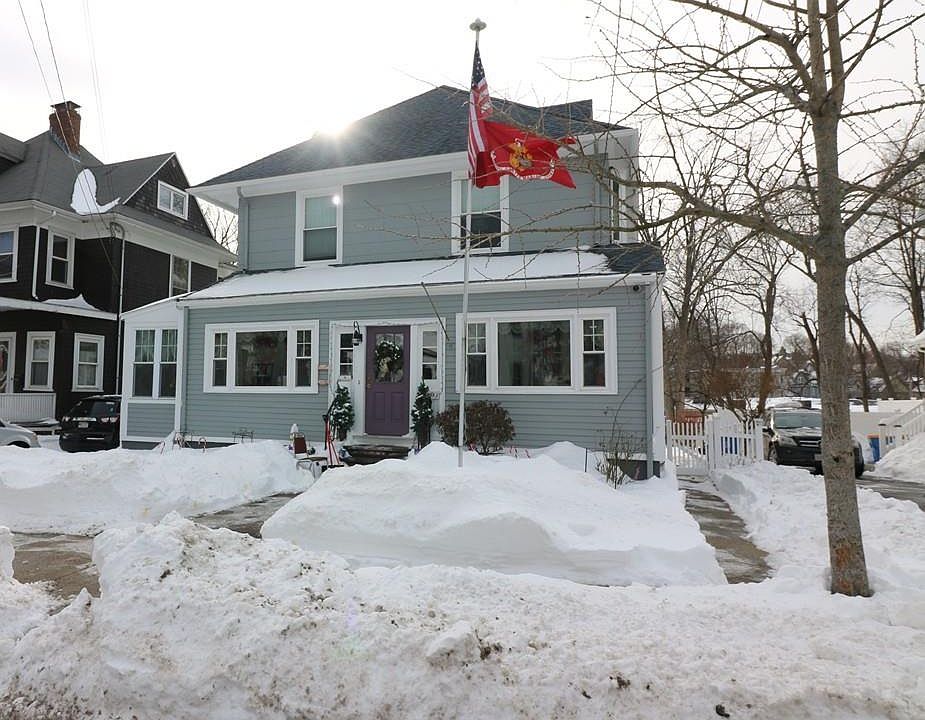 2nd image of 30 Temple Ave