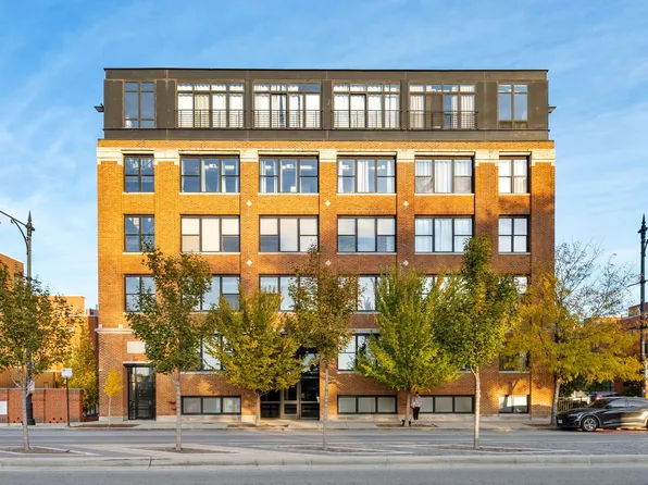 2911 N Western Ave APT 513, Chicago, IL 60618