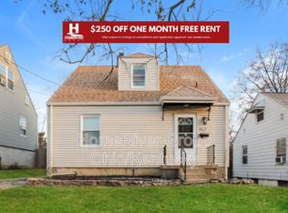 1878 Ashbrook Dr, Cincinnati, OH 45238