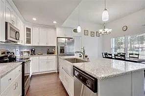 1012 Knightsbridge Rd NW — Photo 6