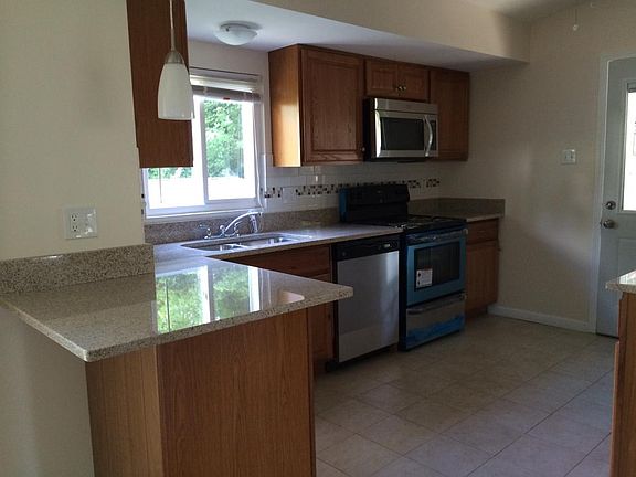 2nd image of 9644 Huron Dr