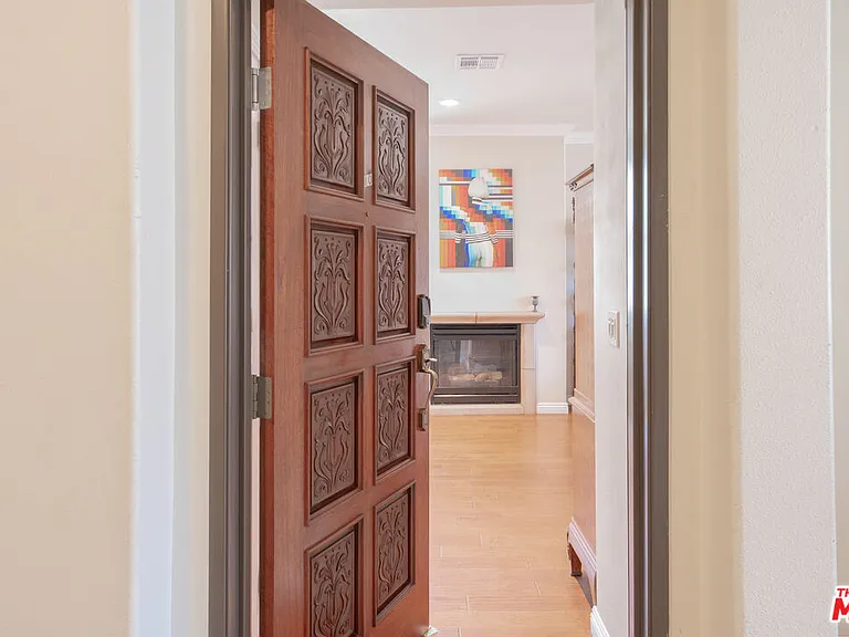 5254 Corteen Pl #10 — Photo 14