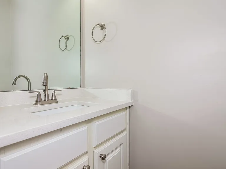 109 Silverleaf Rd — Photo 15