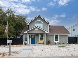 800 E 14th St, Del Rio, TX 78840
