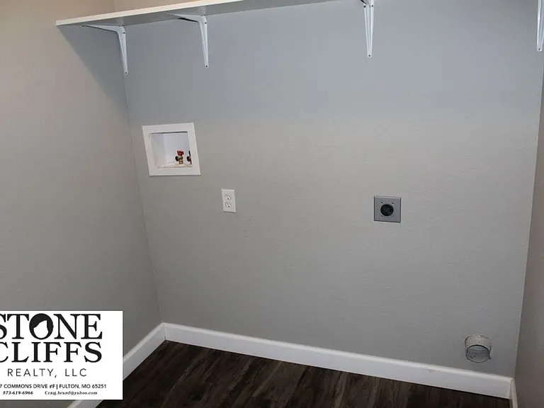 1289 Commons Loop — Photo 23