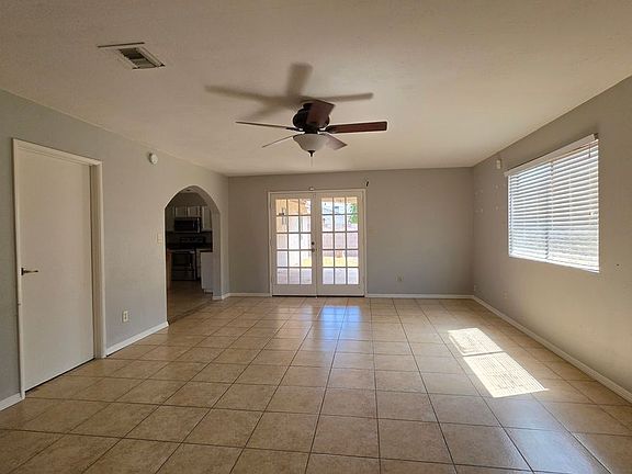4th image of 4657 E Covina St