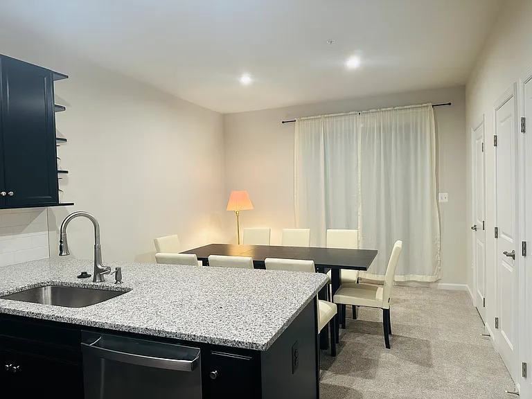 128 Woodgate Cir — Photo 3