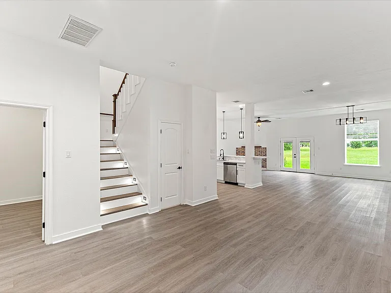 14828 Spica Ct — Photo 7