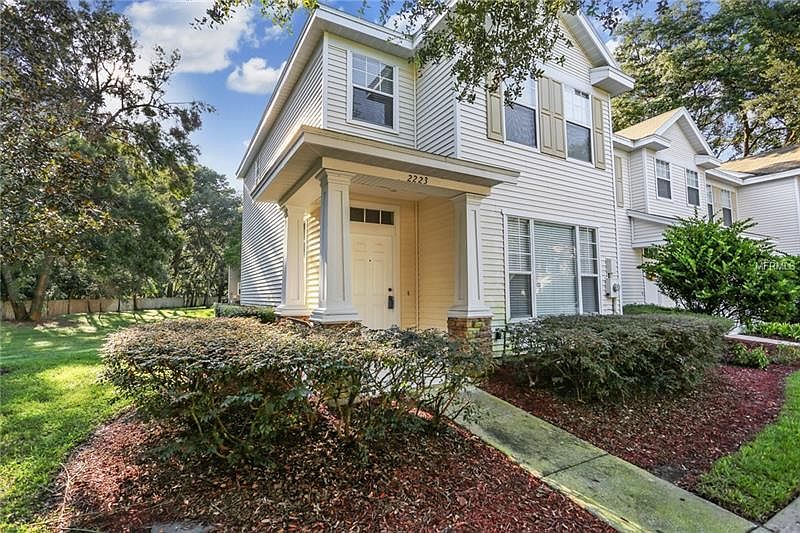 1st image of 2223 Golden Oak Ln