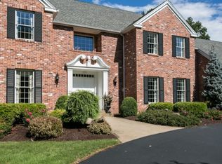 120 Ashford Rd, Longmeadow, MA 01106