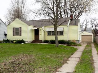 317 N Rensselaer St, Griffith, IN 46319