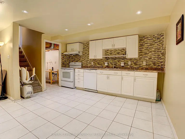 5921 Summerside Dr — Photo 8