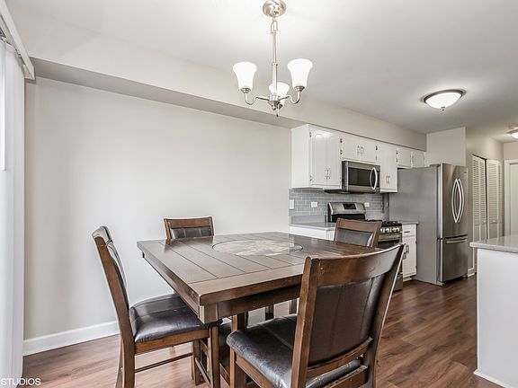 4th image of 3753 W Glen Dr