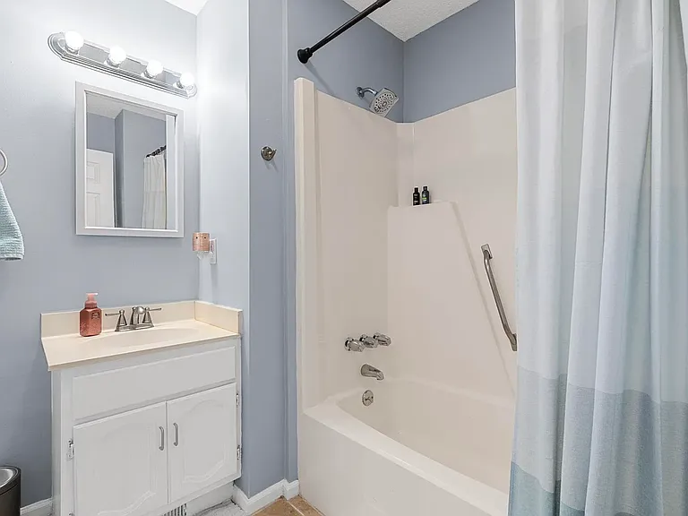 2970 Old Bryan Dr #B6 — Photo 8