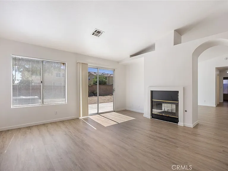 37540 Calle Mazatlan — Photo 6