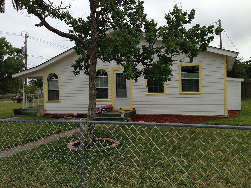 1st image of 2842 Debra Ln
