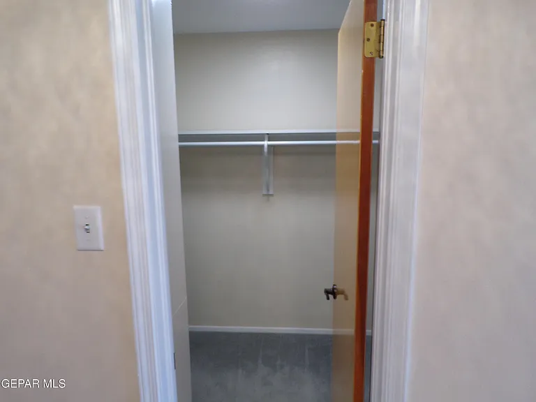 4820 Louisiana St — Photo 31