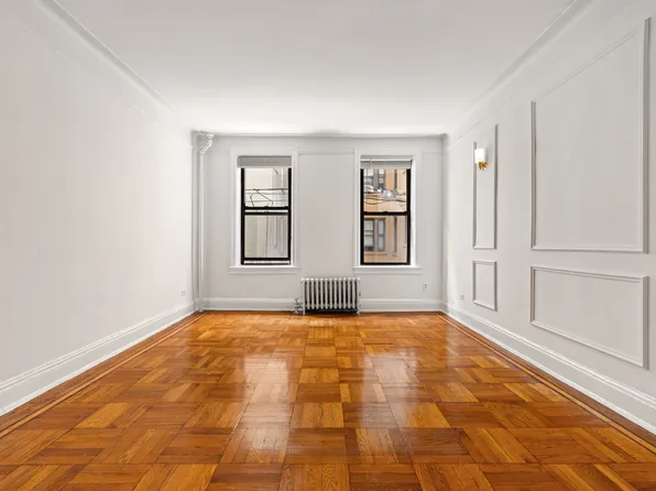 31-70 34th Street image 1 of 10
