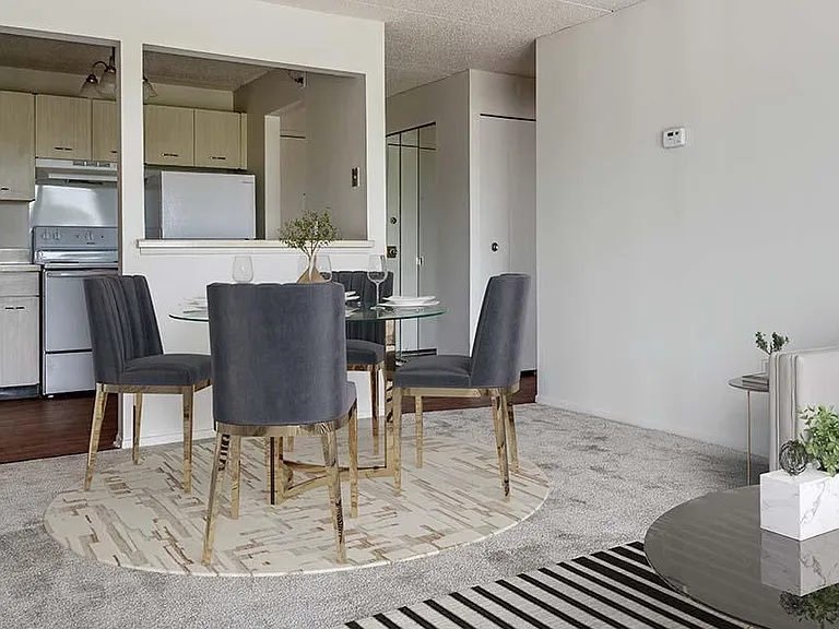 Lincoln Tower Apartments — Photo 3