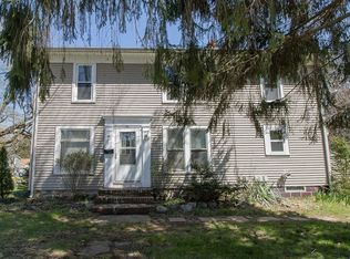 281 Chestnut St, Geneva, OH 44041