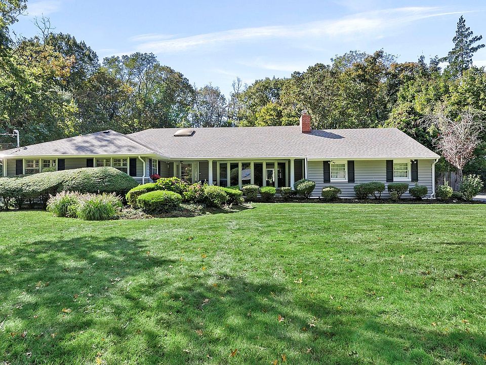 1st image of 49 Salem Ridge Drive