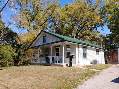 101 N Forest Ave, Sugar Creek, MO, 64054