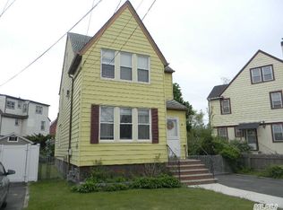 48 Liggett Rd, Valley Stream, NY 11581