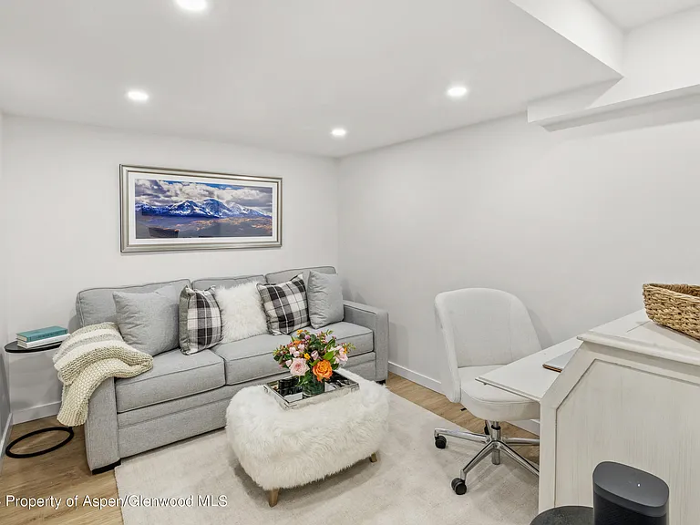 901 E Hyman Ave #5 — Photo 7
