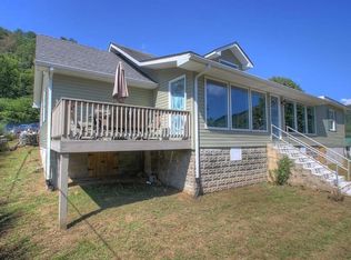 50 Locust St, Hyden, KY 41749