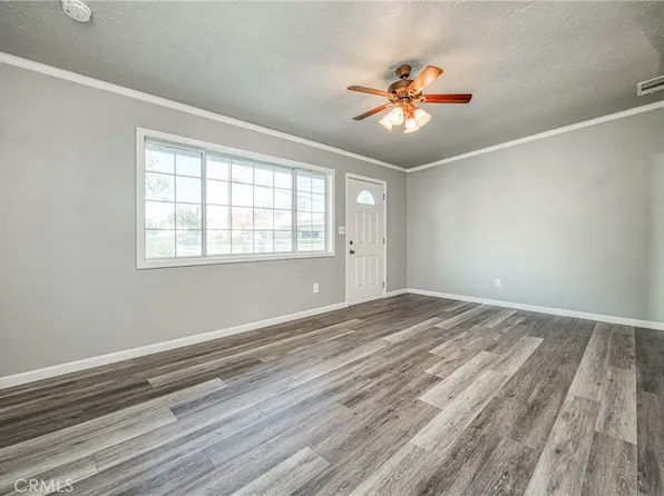 300 W Lewis St, Madera, CA 93637