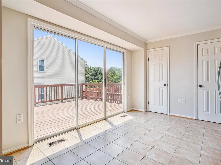 10491 Trinidad Ct — Photo 13