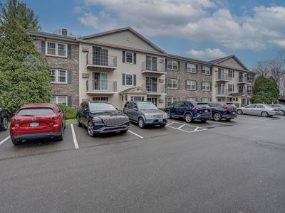 1 Bittersweet Road #19, Nashua, NH, 03060