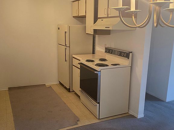 2nd image of 3445 Gardner Ave APT 7