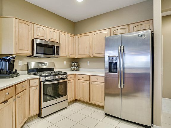 3rd image of 17624 N Somerset Dr