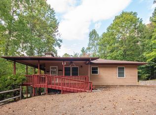75 Tree Top Ln, Franklin, NC 28734