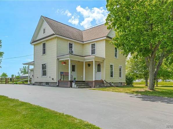 3464 W Lake Rd, Wilson, NY 14172