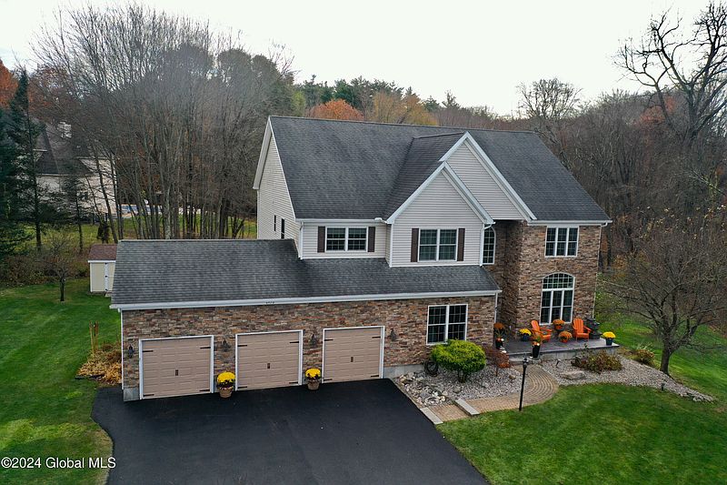3rd image of 6470 Vosburgh Road