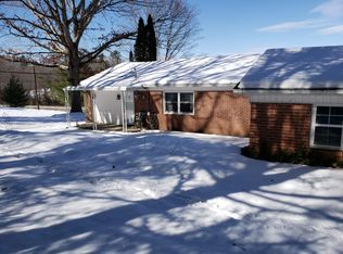 5 Lookout Ln, Mills River, NC 28759