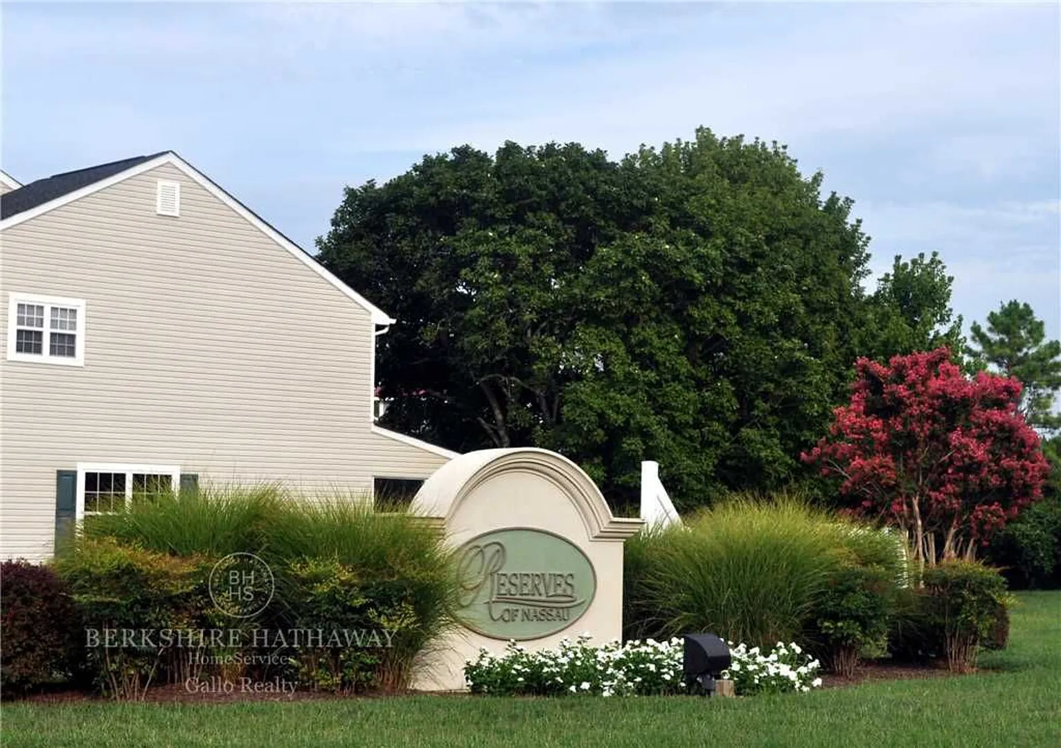 Fully Furnished Townhome in Lewes, Delaware — Photo 2