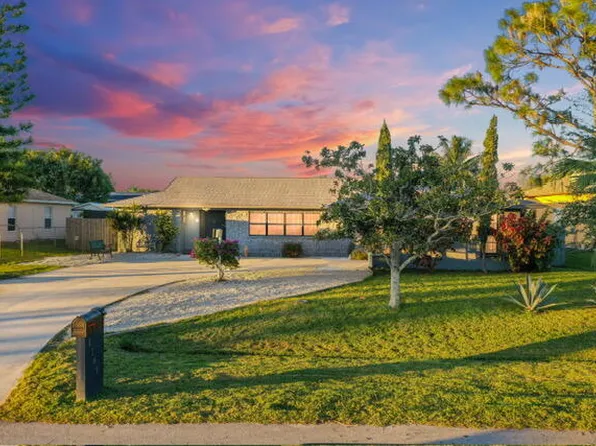 1149 SE Menores Avenue, Port St Lucie, FL 34952