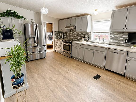 5th image of 4606 Willet St