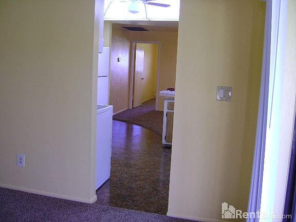 5th image of 2208 SE 10th Ter