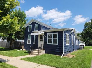 125 S 5th St, Delavan, WI 53115
