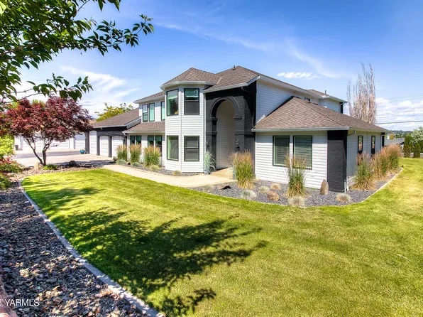512 Hennessy Rd, Yakima, WA 98908