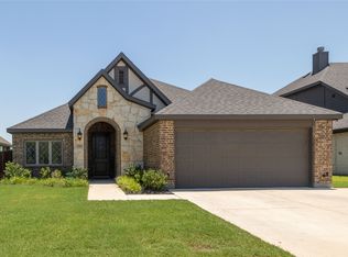 1905 Gristmill Dr, Mansfield, TX 76063