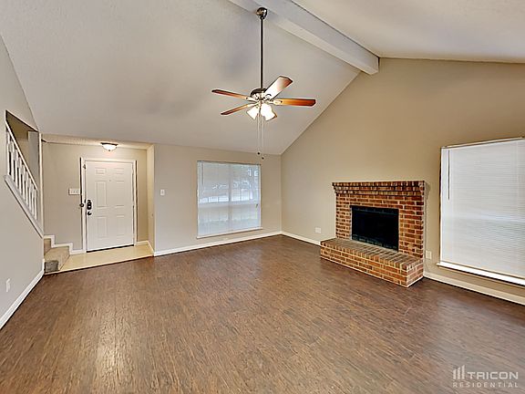 3rd image of 8308 Cloverglen Ln