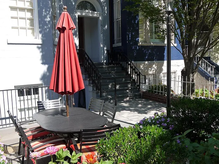 1815 19th St NW #6 — Photo 9