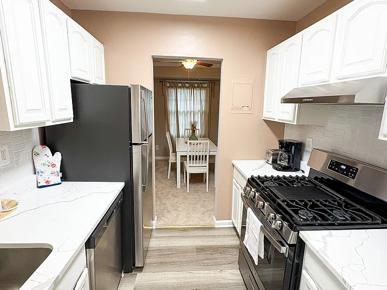 3790 Lyndhurst Dr #301 — Photo 6