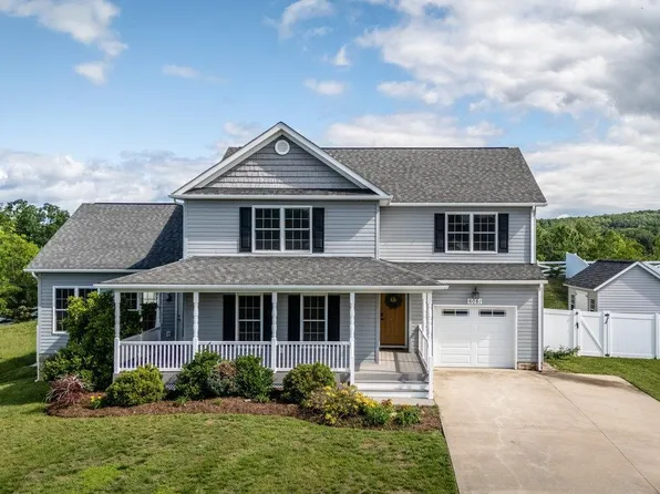 6081 Dotts Ln, Penn Laird, VA 22846